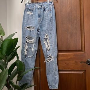 American Eagle Mom Jeans